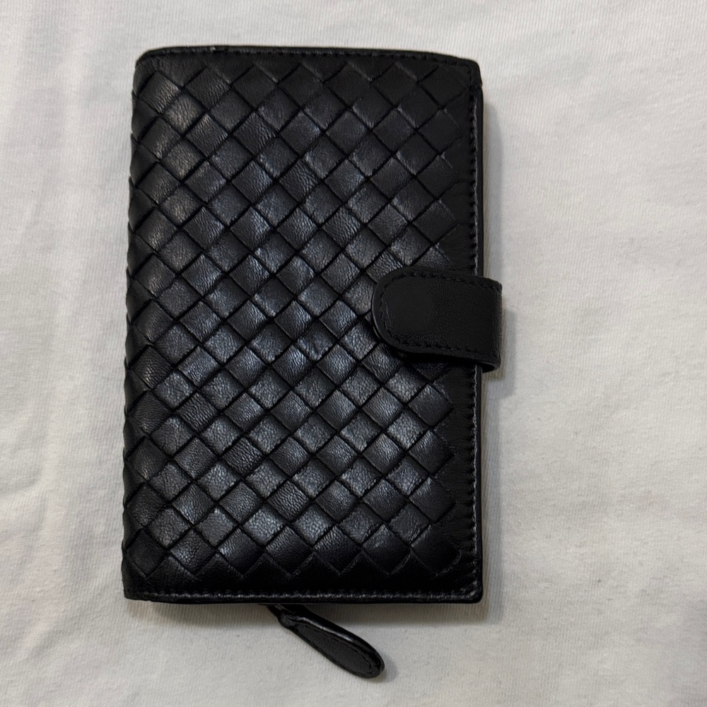 Bottega Veneta Black Leather Card Holder